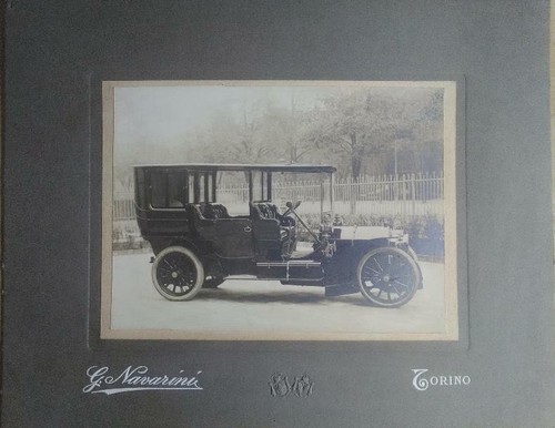 Foto auto storica anni - 20, di
