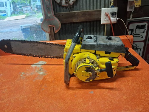 Vintage mcculloch 450 chainsaw - vintage,
