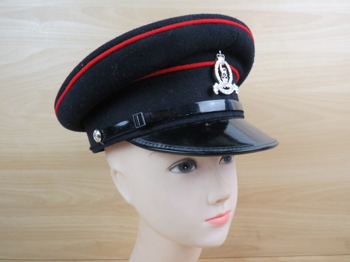 Vecchio berretto esercito - vecchio,