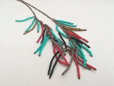 Collana con ciondoli stile etnico abbigliamento outfit moda accessori italia ita