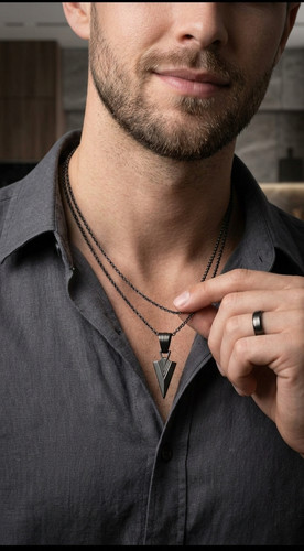 Collana uomo con design - collana,