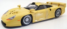 Modellino auto UT Models scala