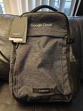Zaino grigio nuovo con