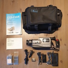 Sony HandyCam Hi8 CCD-F330 +
