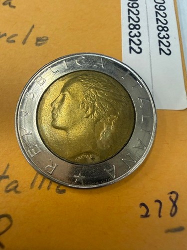 Italy 500 lire - 500,