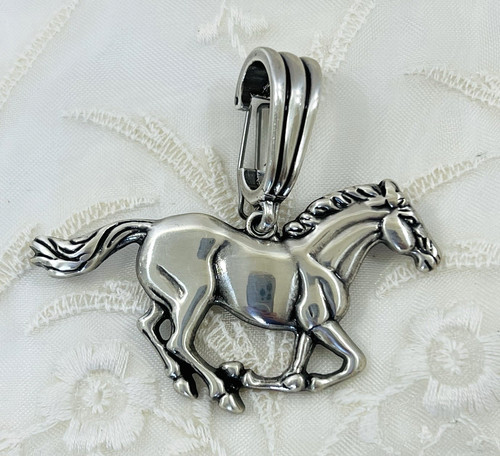Collana con ciondolo cavallo
