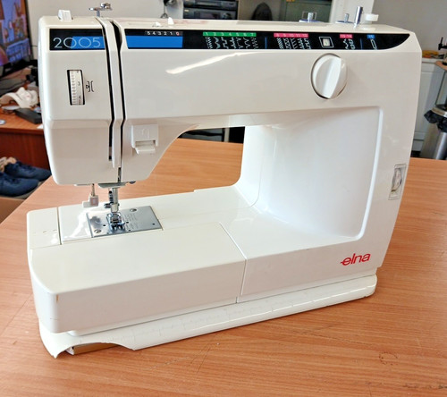 Macchina cucire elettrica - macchina, da