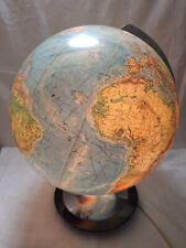 vecchio mappamondo in vetro