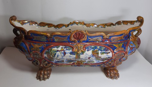 Antico museale grande - antico,