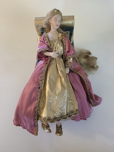 Bambola porcellana vintage