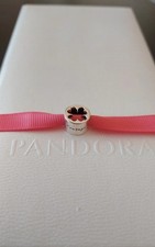 Charm openwork quadrifoglio