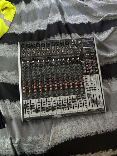 Behringer xenyx x2442usb - xenyx,