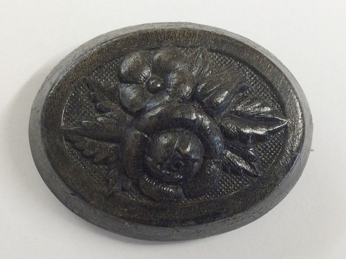 Antica spilla fiore getto - a, in
