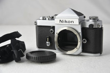 NIKON CORPO F2 DE-1 EYE LEVEL ARGENTO CON CINGHIA  PERFETTA DE 1 NIKON F 2 TOP