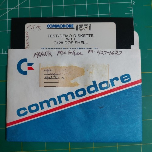 Commodore 128 1571 disco - 128,
