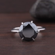 Anello 10 ct diamanti trattati