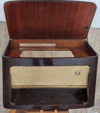 RADIO VAR 8 MIVAR ) , MODELLO