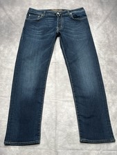 Jeans sartoriali fatti a mano