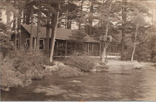 Dining lodge camp mechano - dining,