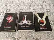 3 Libri Stephenie Meyer, Twilight saga