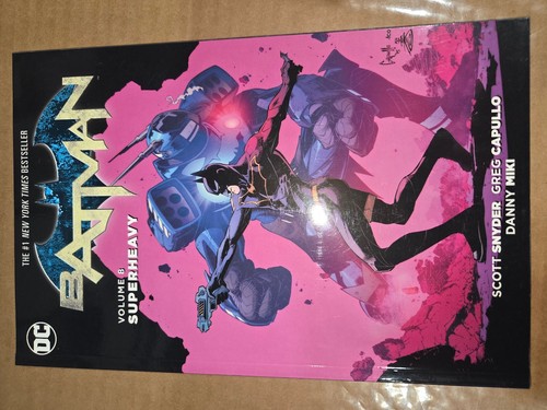 Batman volume superheavy tpb - batman, 8