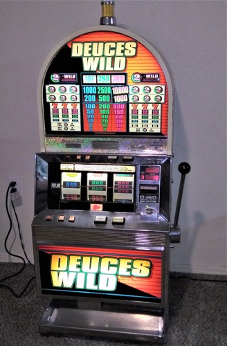 Beautiful bally deuces wild - beautiful, "deuces