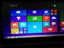 SAMSUNG RV510 - 15.6   HD 320GB 4Ram WIN 8 lettore DVD wi-fi 2.10ghz