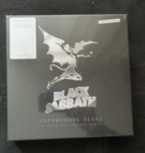 Black sabbath supersonic - black,