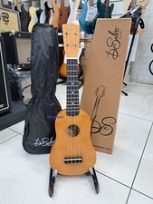 Ukulele Soprano Natural con Borsa omaggio - nuovo - discomixsound