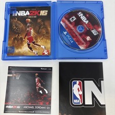 NBA 2K16 Michael Jordan Edizione Speciale Spike Lee PlayStation 4 con Poster PS4