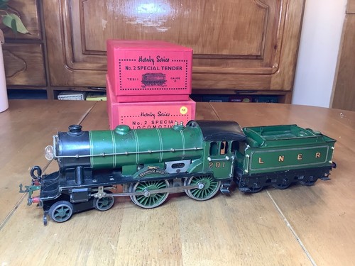 Hornby gauge volt - gauge,