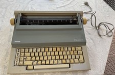 Macchina Da Scrivere Olivetti Et Personal 55