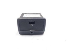 7355582980 CONNETTORE USB FIAT 500L (351) 1.4 B 16V MAN 6M 95CV 2014 5P MONOVOLU