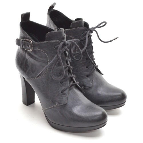 Stivaletti stringati donna