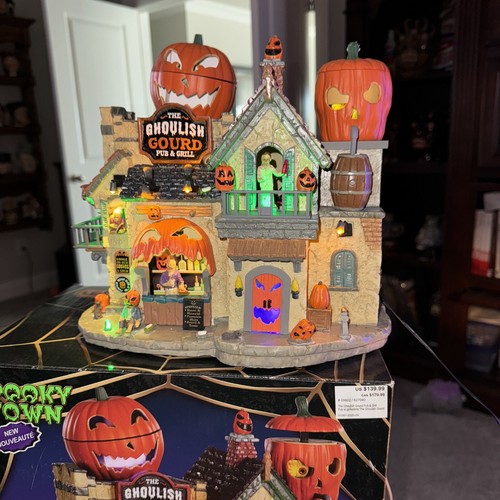 Lemax spooky town the - spooky,