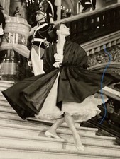 Audrey Hepburn PARIGI 1956