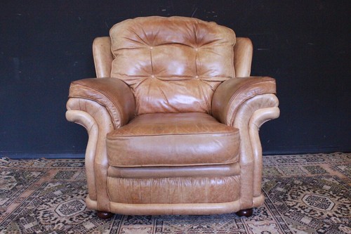 Poltrona modello chesterfield - poltrona,