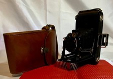 Antica macchina fotografica