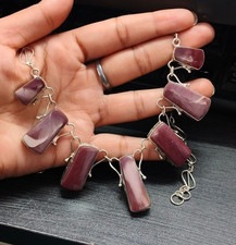 Collana girocollo con pietre