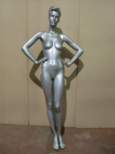 Manichino vetrina bambola moda - vetrina,