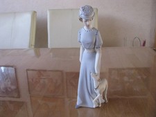 Royal Dux, statuina in