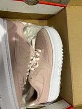 Taglia 9 - Nike Court Vision Alta Oxford rosa con Air Force 1
