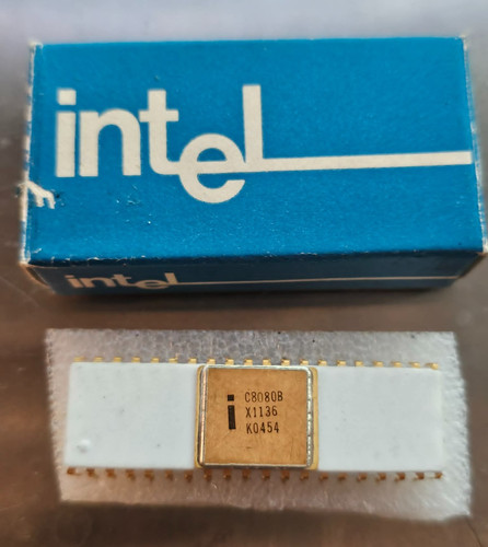 Nuova rara cpu vintage - nuova,