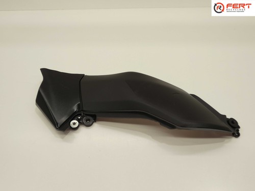 Plastica sotto serbatoio