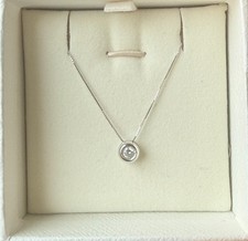 collana in oro con diamante