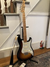 Squier by Fender Bullet