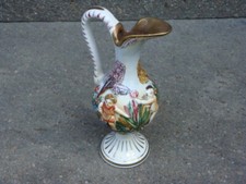 BROCCA CAPODIMONTE IN CERAMICA CARAFFA PORCELLANA PICCOLA SBECCATURA SUL BORDO