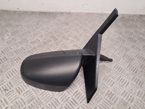 Specchietto retrovisore lato