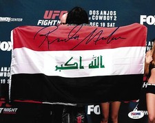 Foto firmata Randa Markos UFC 8x10 PSA/DNA COA immagine autografa con bandiera irachena 1