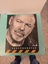 VASCO ROSSI VASCONONSTOP COFANETTO 4CD+BANDIERA MODENA PARK 01-07-17+ADESIVO